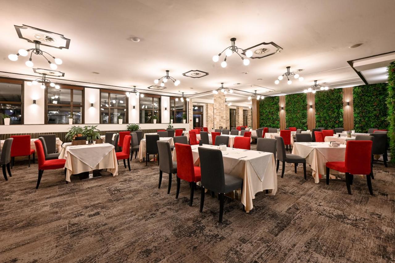 그랜드 호텔 벨린그라드 벨린그래드 외부 사진 Restaurant