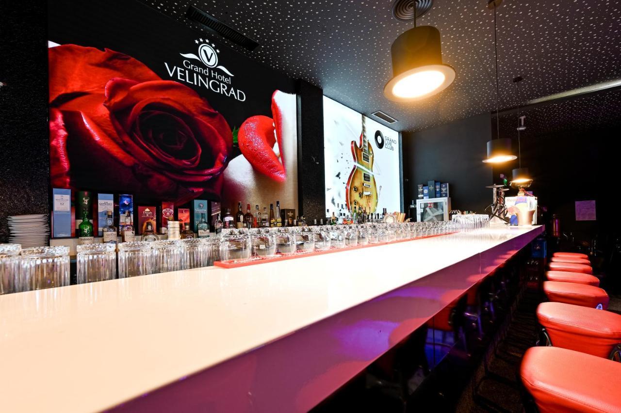 그랜드 호텔 벨린그라드 벨린그래드 외부 사진 Bar